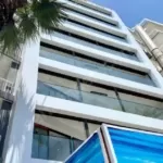 EGE Universitesi kontrollu ve onayli, depreme dayanikli temellerin kullanildigi, denize sifir Karsiyaka Yali dairemiz, uygun yatirim fiyati ile SATILIK. Nisan 17, 2026