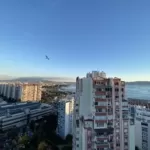 EGE Park, Mavibahçe ve HİLLTOWN a yurume mesafesinde olup, Mavişehir sahil alanina ise saniyeler uzaklıktadır. Nisan 17, 2026