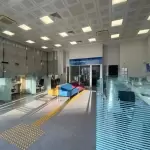 Görsel Önerisi: Harita üzerinde dükkanın konumu işaretlenmiş, çevredeki önemli noktalar (alışveriş, ofis, ana yollar) gösterilmiş bir görsel. Nisan 17, 2026